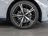 Neu BMW 520 M Sport 197 PS (144 kW) 2025 Grau Kombi