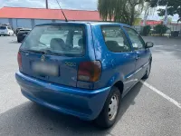 Gebraucht VW Polo 60 PS (44 kW) 1999 Blau Kleinwagen