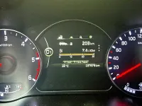 Gebraucht Kia Carens 141 PS (103 kW) 2015 Weiß Van / Kleinbus