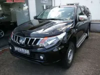 Gebraucht Mitsubishi L 154 PS (113 kW) 2018 Schwarz Pickup