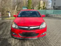 Gebraucht Opel Astra 89 PS (65 kW) 2009 Rot Kleinwagen