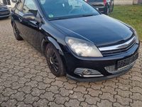 Używany Opel Astra GTC Selection 90 KM (66 kW) 2009 Czarny Coupe