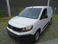Gebraucht Opel Combo 131 PS (96 kW) 2024 Weiß Van / Kleinbus