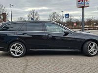 Gebraucht Mercedes E250 Avantgarde 211 PS (155 kW) 2015 Schwarz Kombi