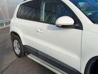 Gebraucht VW Tiguan Trendline 122 PS (89 kW) 2012 Weiß SUV