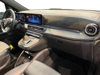 Gebraucht Mercedes V300 237 PS (174 kW) 2024 Obsidianschwarz metallic Van / Kleinbus