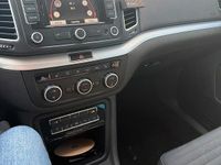 Gebraucht VW Sharan 140 PS (102 kW) 2014 Silber Van / Kleinbus