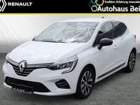 Gebraucht Renault Clio V Techno 140 PS (102 kW) 2023 Weiß Limousine