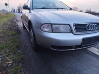 Usata Audi A4 101 CV (74 kW) 1995 Argento Berlina