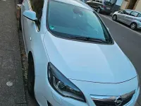 Gebraucht Opel Astra 140 PS (102 kW) 2010 Weiß Kleinwagen