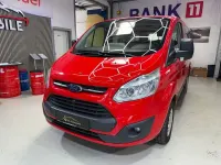 Gebraucht Ford Tourneo 125 PS (91 kW) 2013 Rot Van / Kleinbus