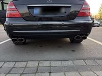Second-hand Mercedes E320 224 CP (164 kW) 2004 Negru Berlinǎ