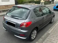 Gebraucht Peugeot 206+ 60 PS (44 kW) 2010 Grau Kleinwagen