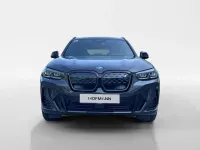 Gebraucht BMW iX3 Shadowline 210 kW (286 PS) 2023 Sophistograu brillanteffekt metallic SUV