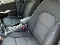 Gebraucht Mercedes 180 122 PS (89 kW) 2012 Grau Limousine
