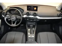 Gebraucht Audi Q2 Advanced 150 PS (110 kW) 2023 Tangorot metallic SUV