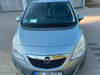 Gebraucht Opel Meriva 101 PS (74 kW) 2012 Silber Van / Kleinbus