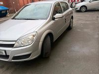 Gebraucht Opel Astra 105 PS (77 kW) 2005 Silber Limousine