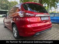 Gebraucht Ford S-MAX Titanium 190 PS (139 kW) 2022 Rot Van / Kleinbus