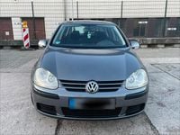 Gebraucht VW Golf V 75 PS (55 kW) 2005 Grau Kleinwagen