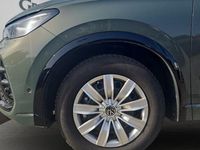 Gebraucht VW Tiguan R-line 150 PS (110 kW) 2025 Grün SUV