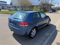 Gebraucht Audi A3 Ambiente 150 PS (110 kW) 2004 Blau Kleinwagen