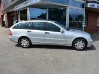 Gebraucht Mercedes C220 Classic 150 PS (110 kW) 2006 Iridiumsilber metallic Kombi