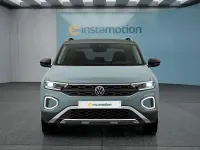 Gebraucht VW T-Roc 150 PS (110 kW) 2025 Blau SUV
