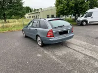 Gebraucht Mercedes 220 150 PS (110 kW) 2005 Blau Kombi