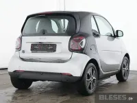 Gebraucht Smart ForTwo Coupé Passion Exclusive 60 kW (82 PS) 2024 Bodypanels cool silver Kleinwagen
