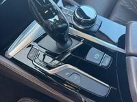 Gebraucht BMW M550 Performance 400 PS (294 kW) 2017 Blau Limousine