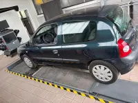 Gebraucht Renault Clio II Authentique 75 PS (55 kW) 2004 Grün Limousine