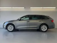 Neu Skoda Octavia Selection 150 PS (110 kW) 2026 [5x5x] graphit grau meta... Kombi