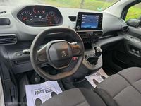 Gebraucht Peugeot Partner Premium 99 PS (72 kW) 2019 Lack weiss banquise Van / Kleinbus