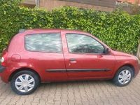 Gebraucht Renault Clio II 75 PS (55 kW) 2001 Rot Kleinwagen