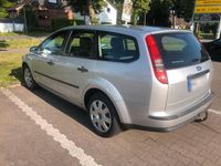 Gebraucht Ford Focus 109 PS (80 kW) 2006 Silber Kombi
