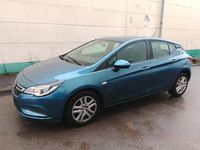 Gebraucht Opel Astra 105 PS (77 kW) 2016 Andere farben Kleinwagen
