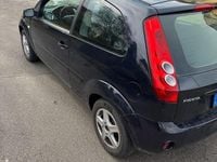 Gebraucht Ford Fiesta 60 PS (44 kW) 2007 Blau Kleinwagen