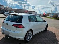 Gebraucht VW Golf 140 PS (102 kW) 2013 Weiß Coupé