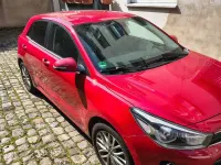 Gebraucht Kia Rio DREAM-TEAM Edition 101 PS (74 kW) 2019 Rot Limousine