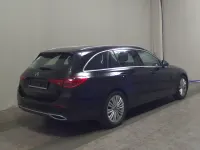 Gebraucht Mercedes C200 Avantgarde 163 PS (119 kW) 2023 Schwarz Kombi