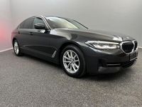 Gebraucht BMW 520 Performance 190 PS (139 kW) 2022 Sophistograu brillanteffekt Limousine