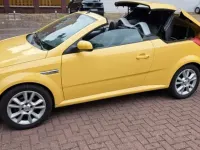 Gebraucht Opel Tigra 90 PS (66 kW) 2006 Gelb Cabrio
