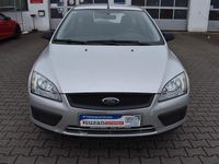 Gebraucht Ford Focus 116 PS (85 kW) 2006 Silber Kombi