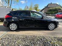 gebraucht Ford Focus EcoBoost Business Edition NAVI/SHZ/PDC