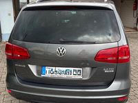 Gebraucht VW Sharan Cup 140 PS (102 kW) 2014 Grau Van / Kleinbus