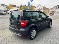 Używany Skoda Yeti Plus Edition 105 KM (77 kW) 2010 Czarny SUV