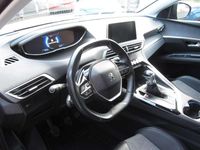 Gebraucht Peugeot 3008 Allure 131 PS (96 kW) 2018 Ultimate rot SUV