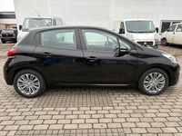 Gebraucht Peugeot 208 Active 82 PS (60 kW) 2018 Schwarz Kleinwagen