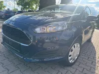 Gebraucht Ford Fiesta Ambiente 60 PS (44 kW) 2016 Blau Kleinwagen
